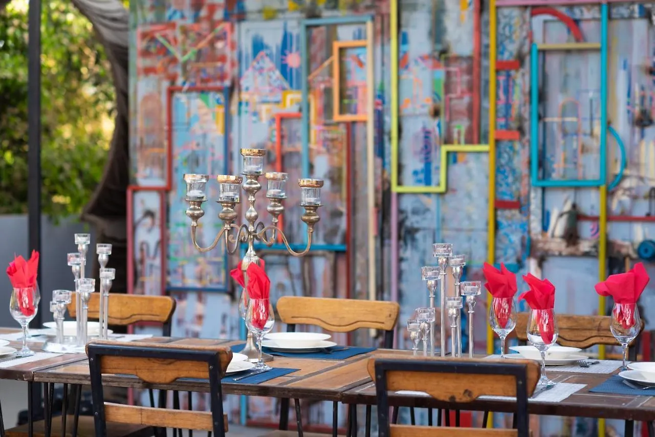 Hotel Loman Art à Dakar 0*,  Sénégal
